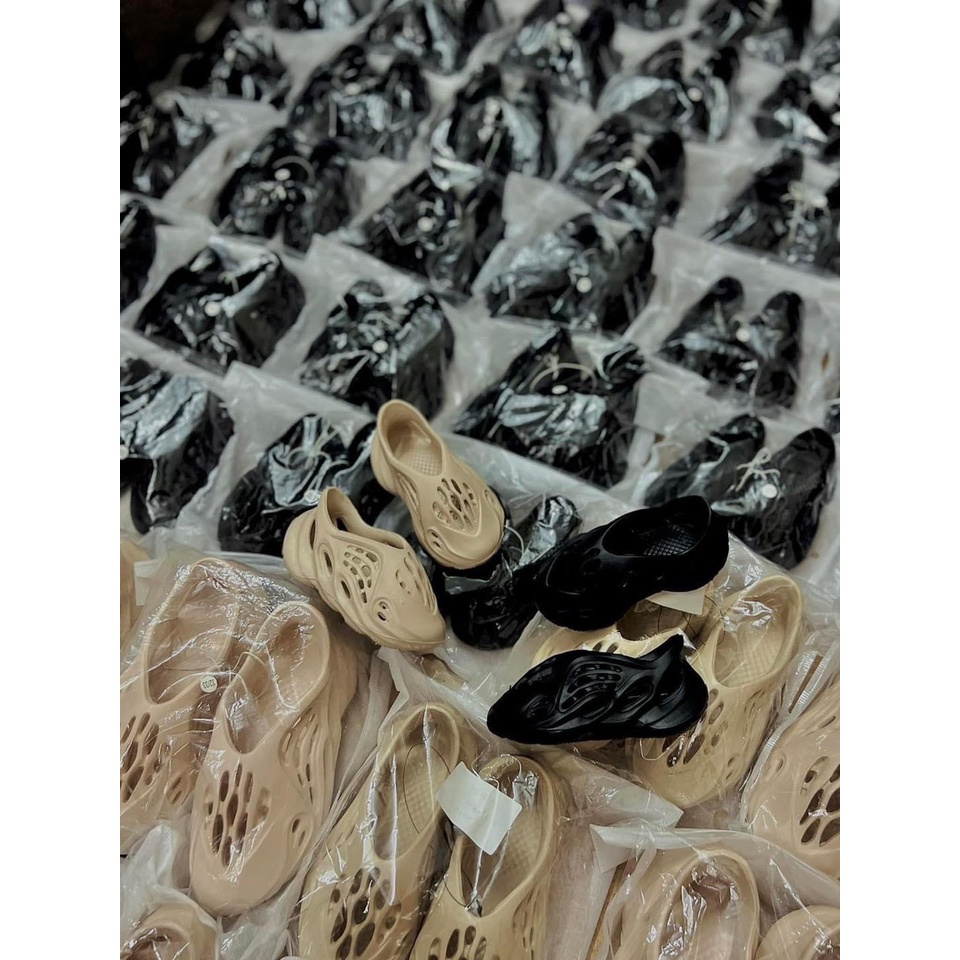 Sandal rọ lỗ cho bé trai và bé gái