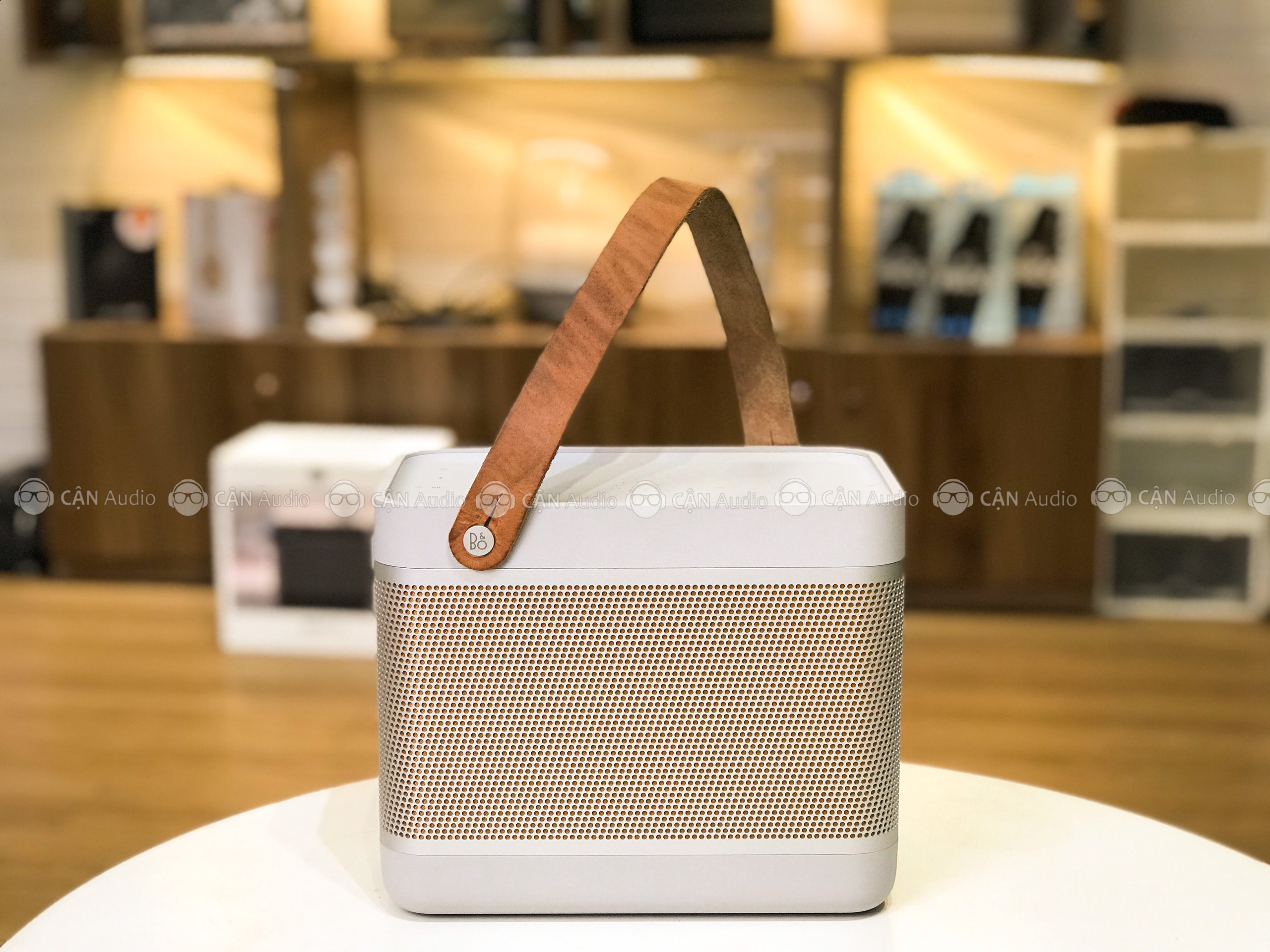 Loa Bluetooth B&O BEOLIT 20 - Cận Audio