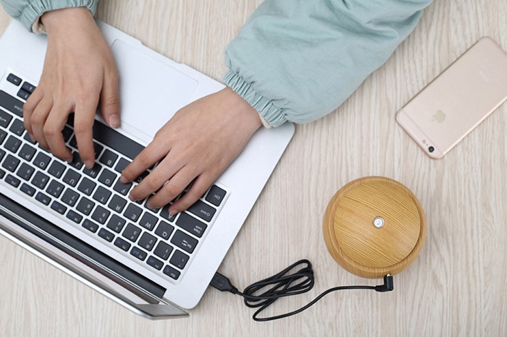 Máy Xông Tinh Dầu Phun Sương Tạo Đổ Ẩm
