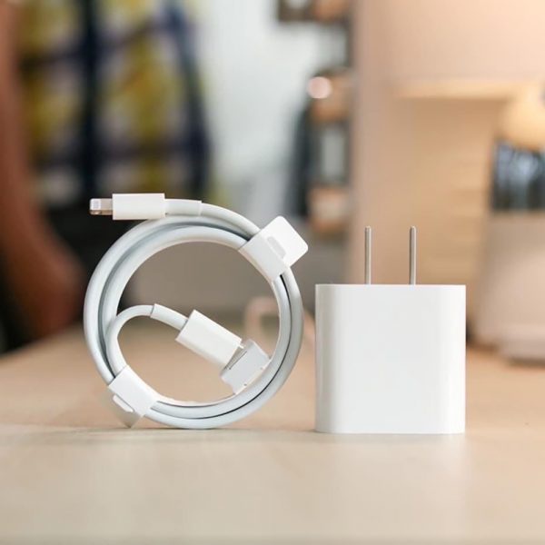 Bộ cóc + cáp sạc nhanh ip12 18w zin theo máy , sạc chuyên dụng dùng cho iphone 11 , iphone 11 pro max , iphone 11 pro , ipad an toàn cho thiết bị và người sử dụng.bộ cóc + cá