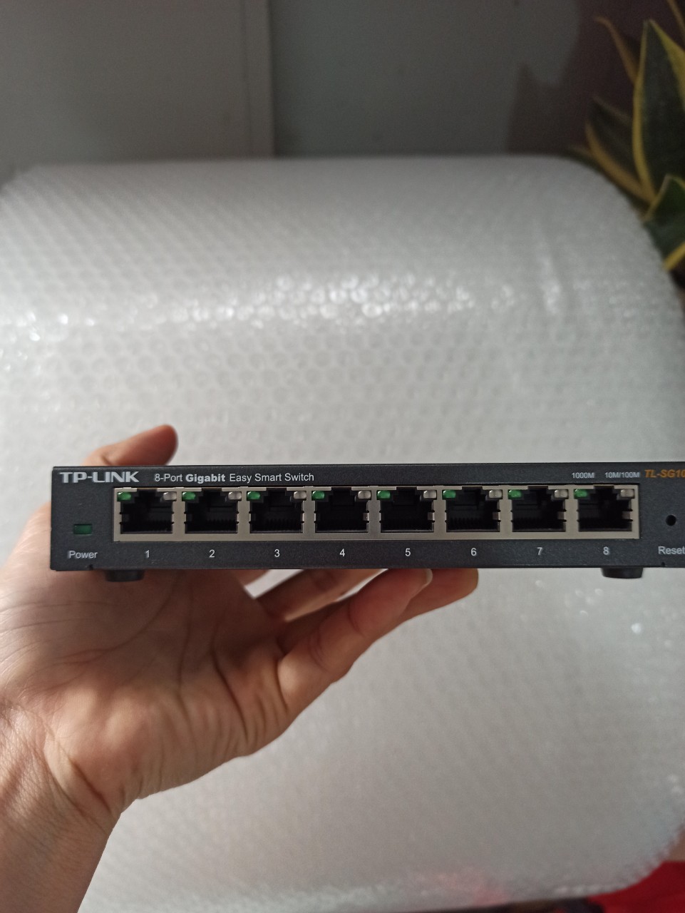 Bộ chia mạng switch 8 port TP-Link hàng used Đẹp