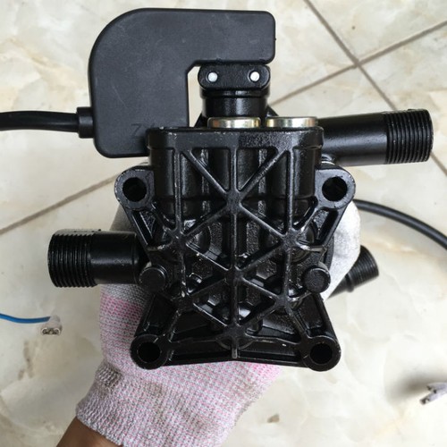 Bộ đầu bơm máy rửa xe mini 3 piston kèm sẵn rơ le