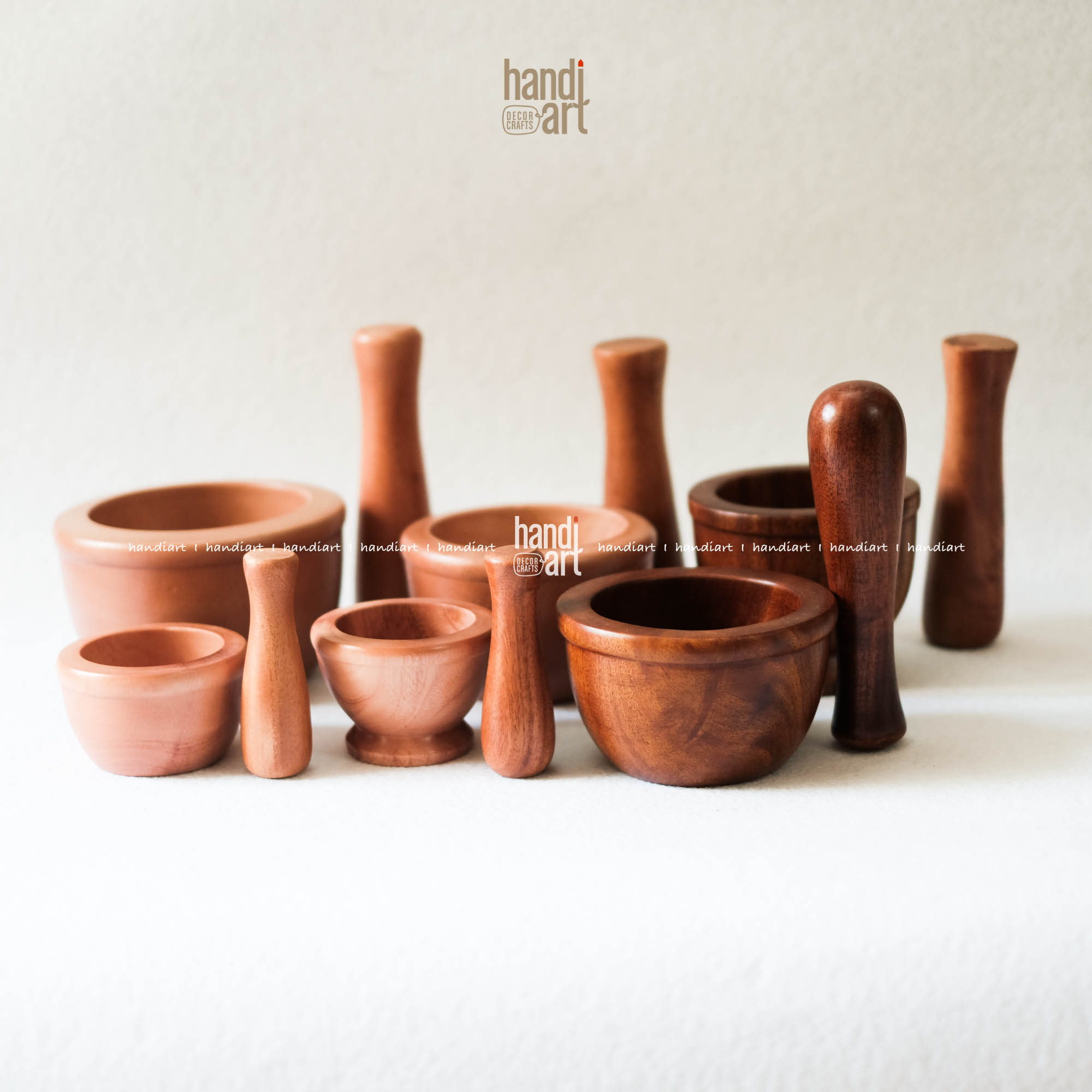 Cối & chày gỗ giã hành tỏi