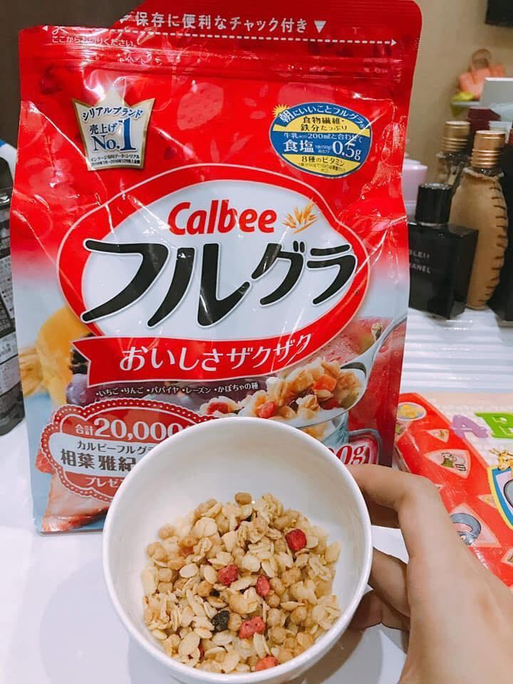 Ngũ cốc Calbee 800g Nhật Bản