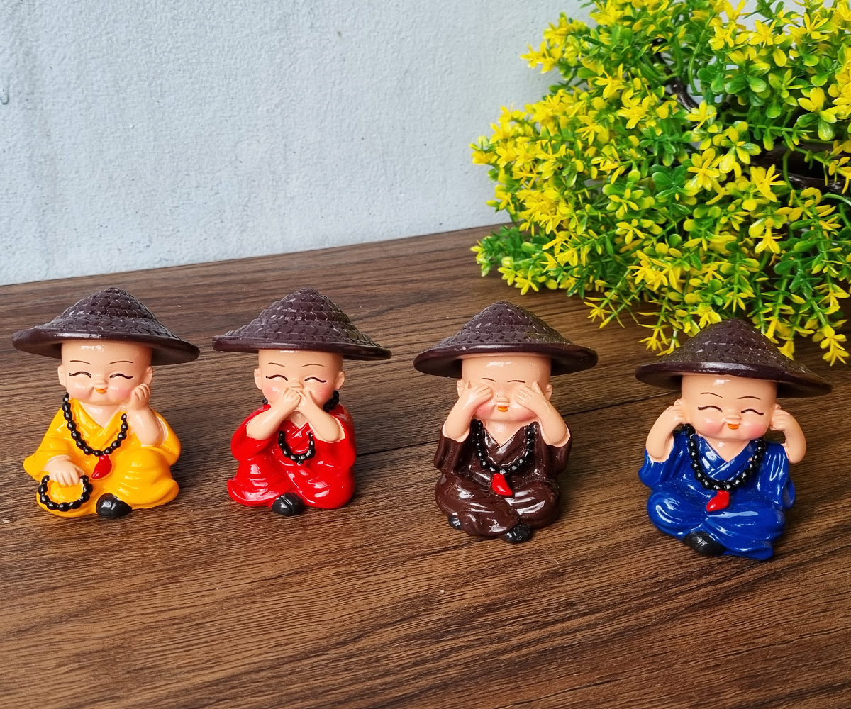 Bộ 04 chú tiểu Tứ Không - đeo chuỗi đội nón cối dễ thương