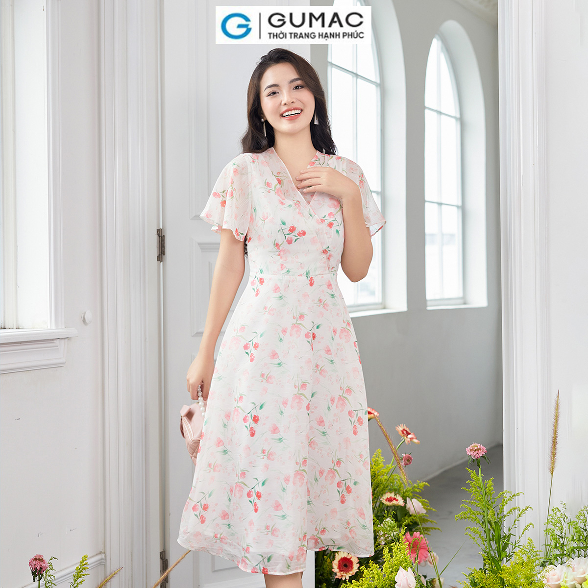 [15 - 17.6 |Voucher 8-15%] Đầm nữ cổ tim kiểu phối thời trang GUMAC DD12061