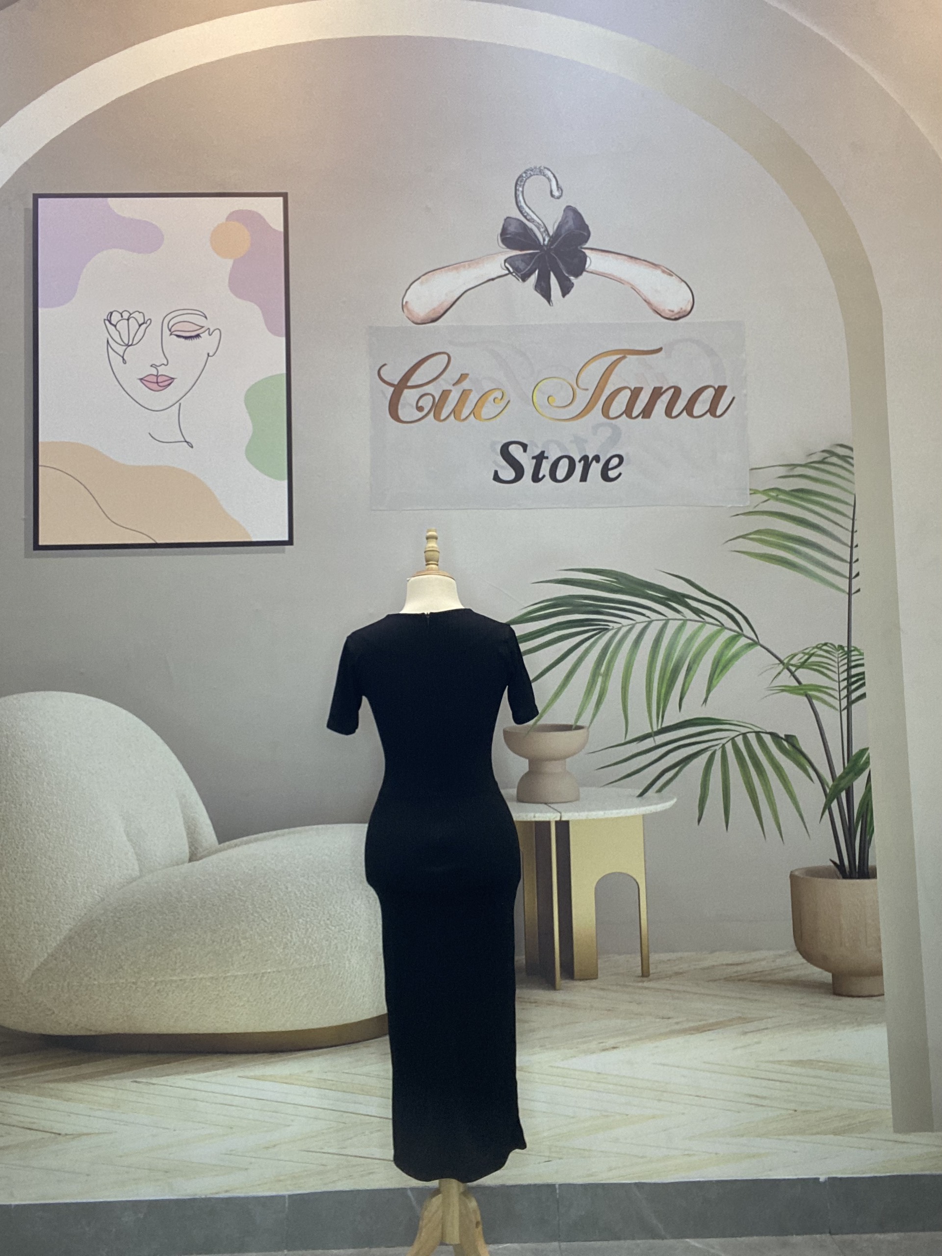 Đầm thun gân trung cổ vuông ôm body_Đen