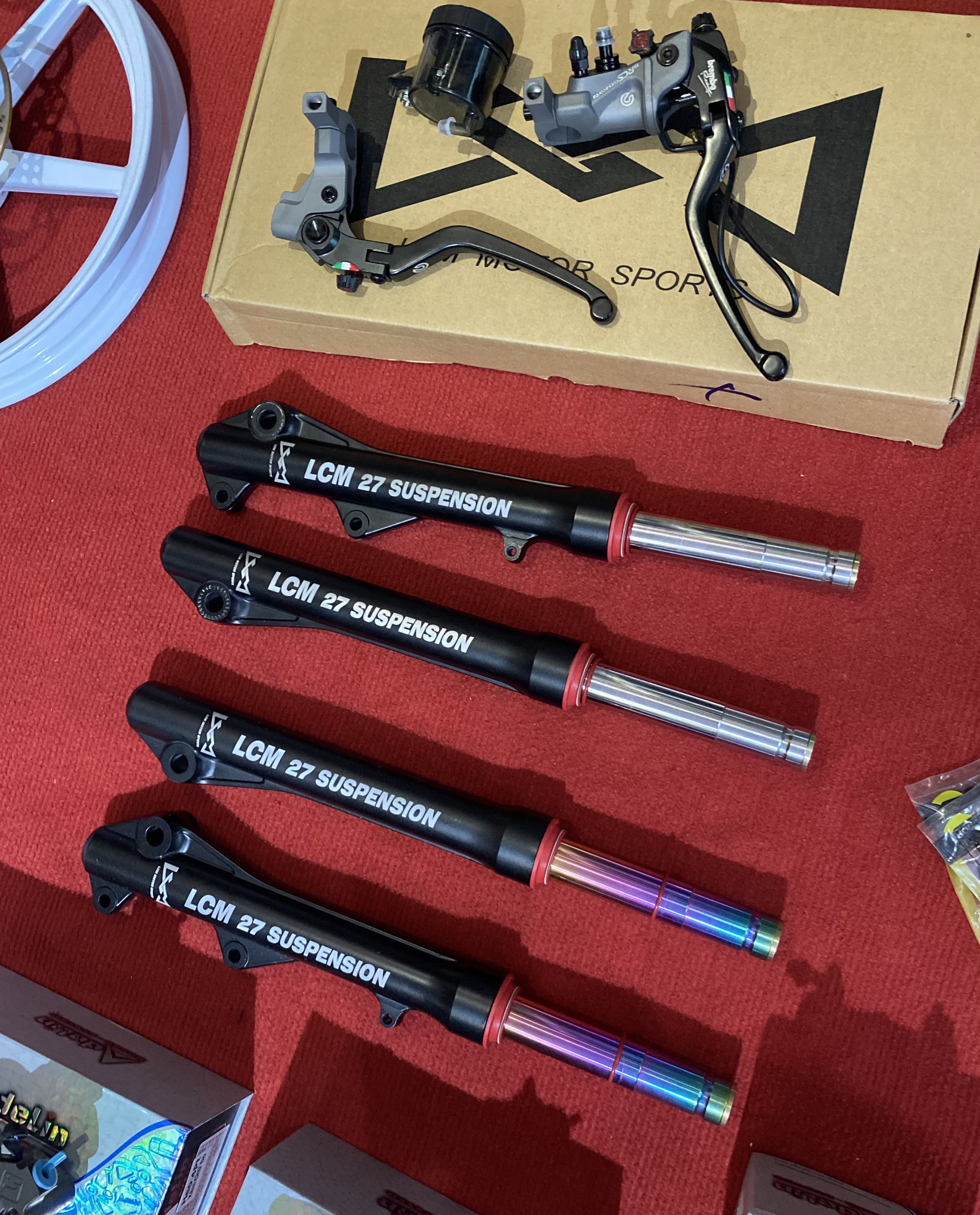 Phuộc trước LCM cho Vario, Click ty Trắng/titan