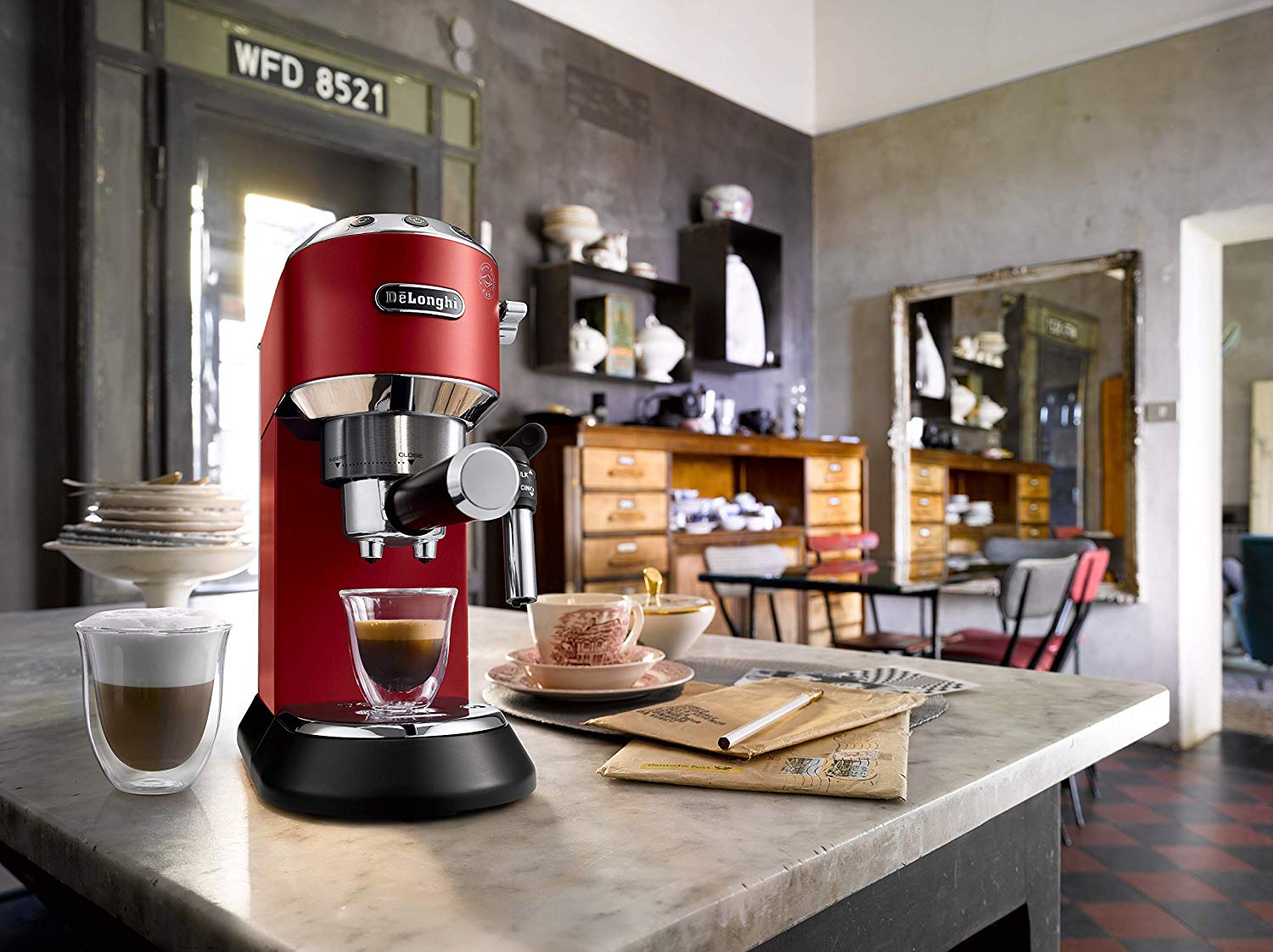Máy pha cà phê DeLonghi Espresso EC 685.W