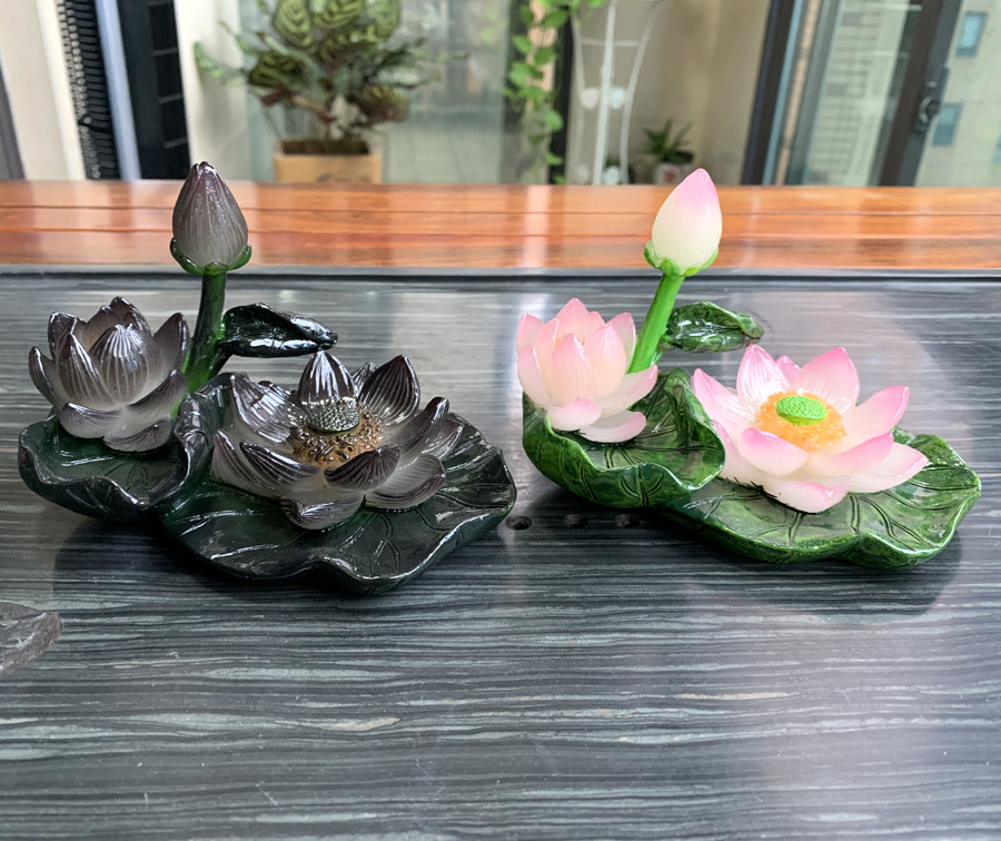 Đồ chơi bàn trà, đổi mầu khi dội nước sôi, pet trang trí bàn trà