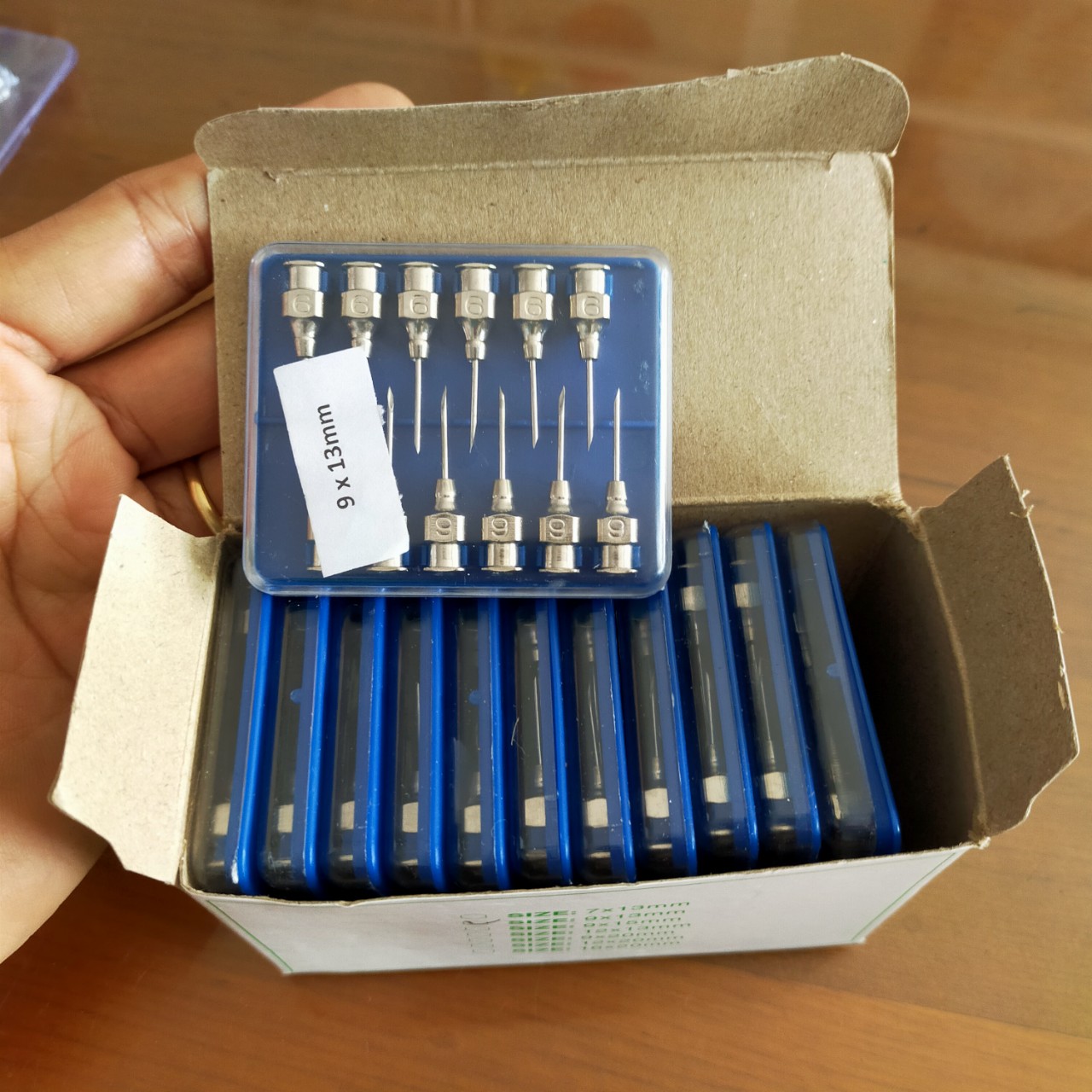 Kim tiêm thú y 7*13, và 9 *13 và 16*20 hộp 12 cây