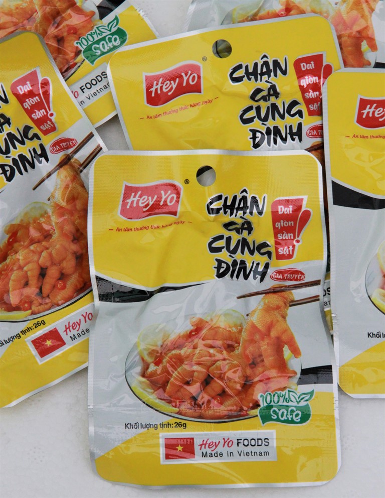 Chân Gà Rút Xương Cung Đình Hey Yo