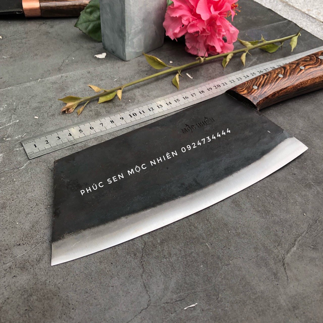 {Phuc Sen Moc Nhien Knife} Knife for Cutting Chicken and Duck with Heavy Handle, Weighs 600g {New Model}