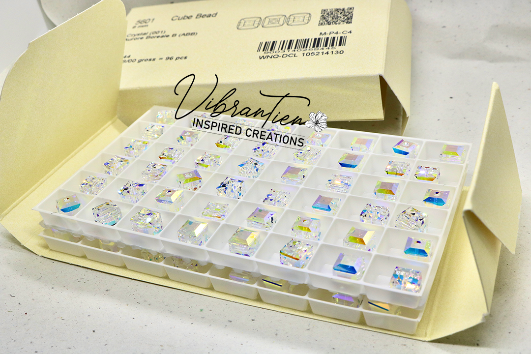 Pha lê Swarovski vuông 4mm/6mm/8mm (1viên)