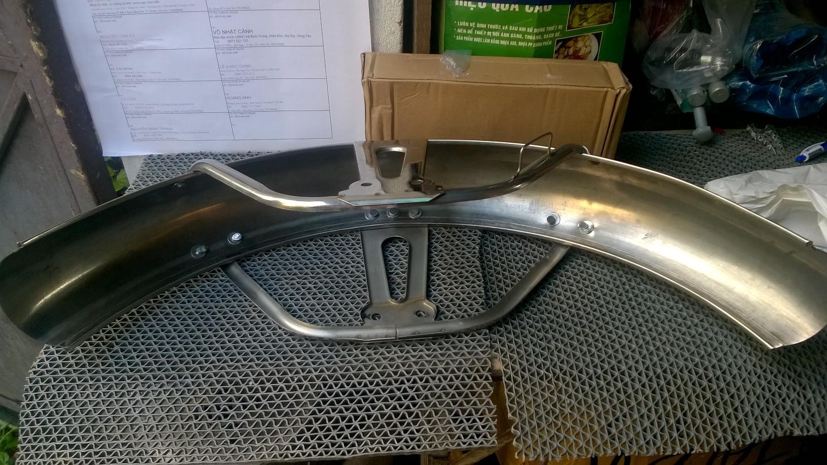 dè trước honda 68 bằng inox
