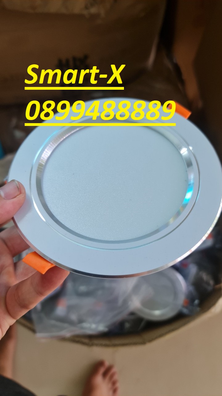 ĐÈN LED ÂM TRẦN MẮT TRÂU 12W , PHI 110 ĐẾ ĐÚC TẢN NHIỆT ( 3 CHÉ ĐỘ MÀU )