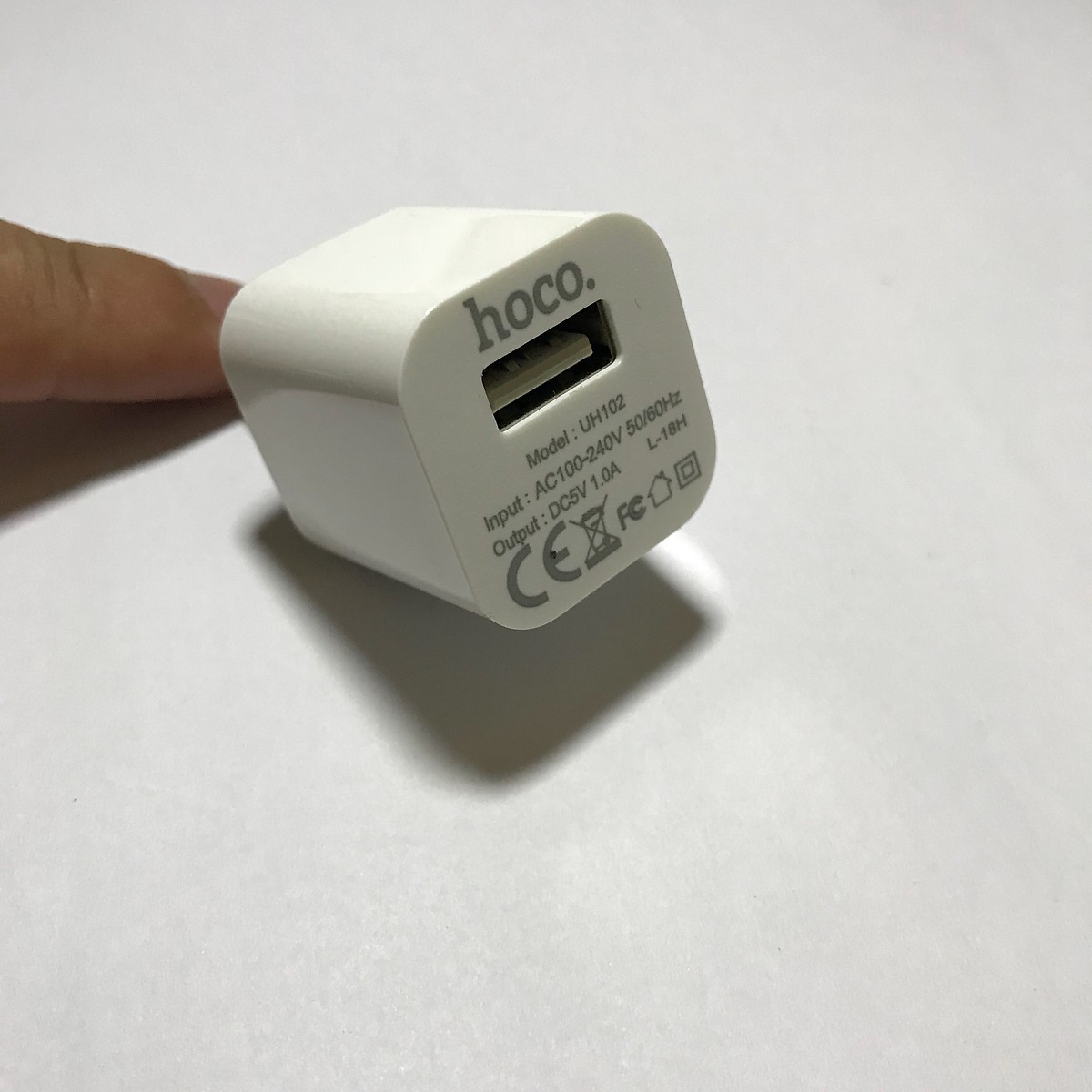 Củ Sạc Nhanh Hoco UH102