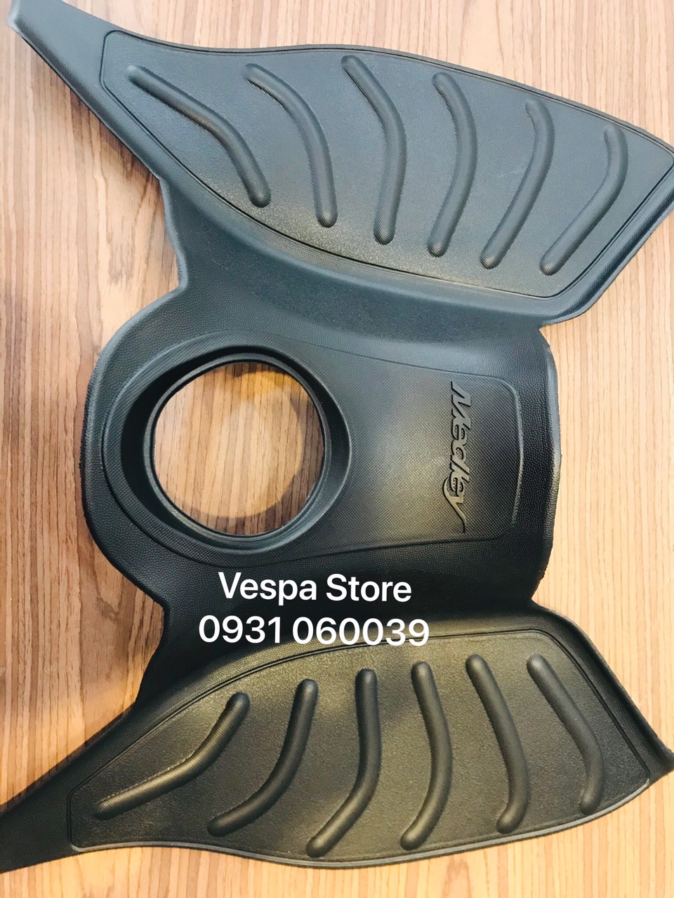 THẢM LÓT SÀN GTS cho Vespa 602734m Vespa