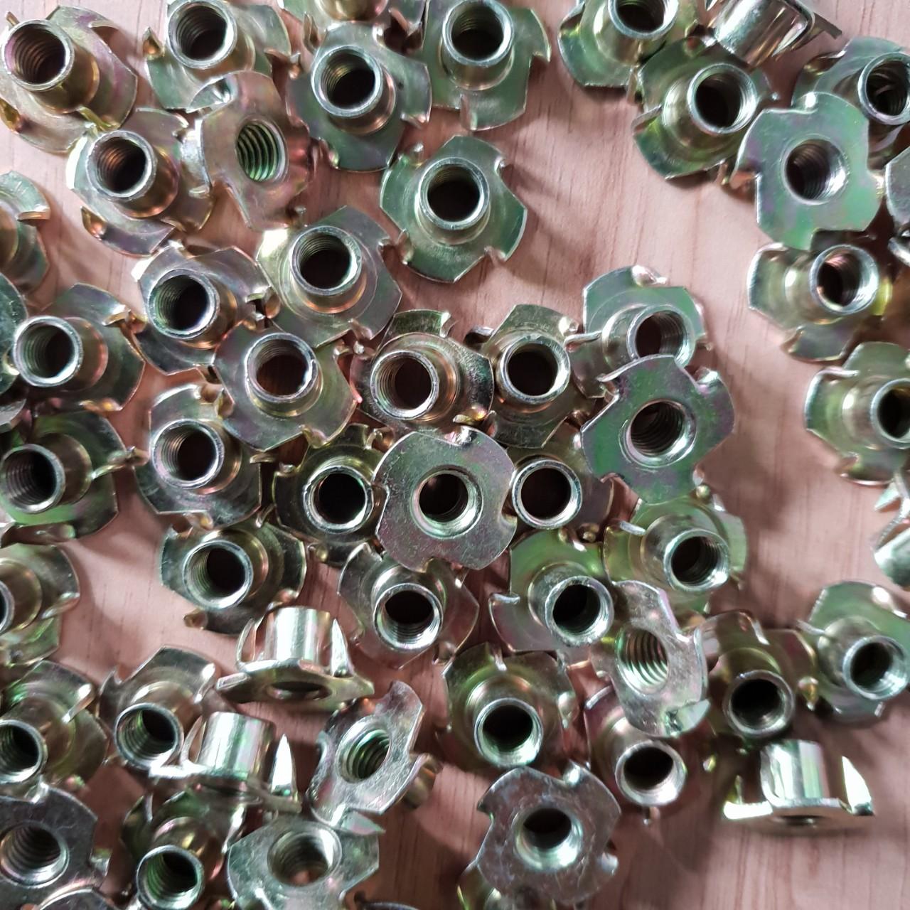 Túi tán chấu bắt gỗ phi 8 x 100 con