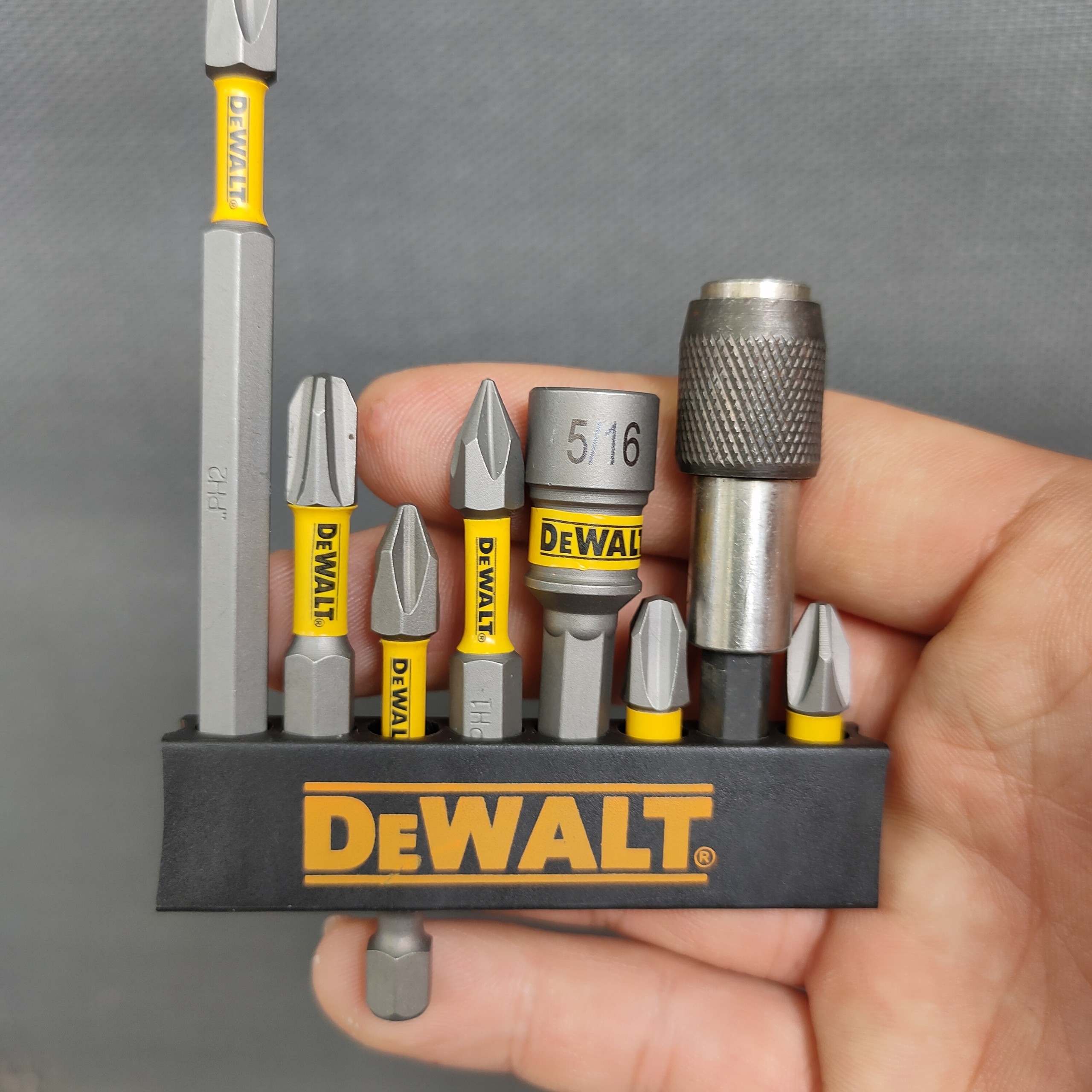 [HCM]Combo Mũi Vít Dewalt Socket ( Loại Thép Đen )