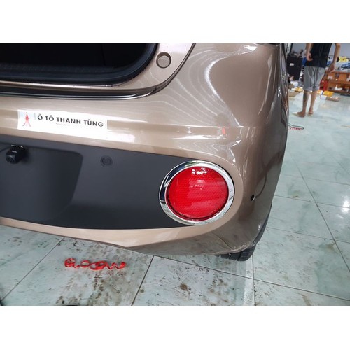HUYNDAI I10: ỐP VIỀN GẦM SAU HATBACK