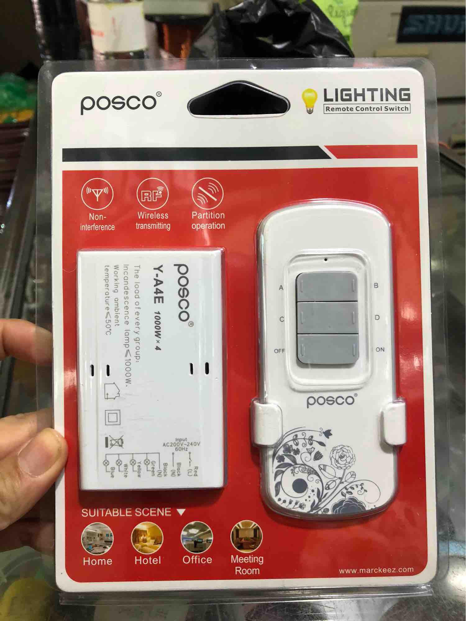 Bộ điều khiển tắt mở đèn  từ xa 4 bóng