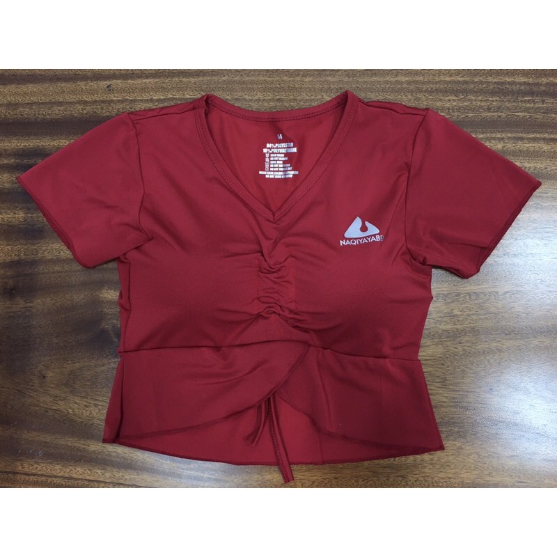 Áo croptop dây rút có mút sẵn
