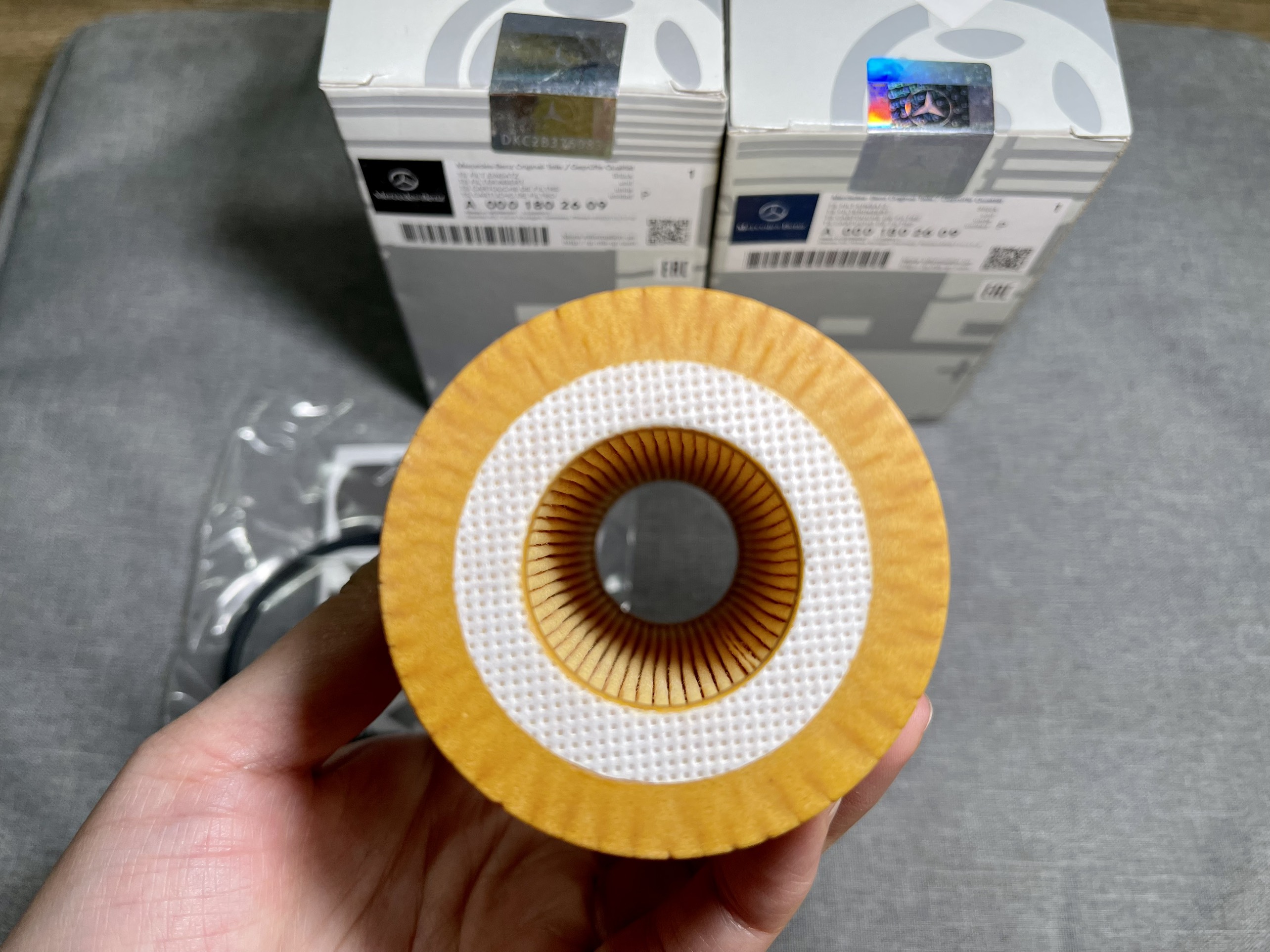 Genuine Asaki Mercedes Sprinter 16-Seat Engine Oil Filter