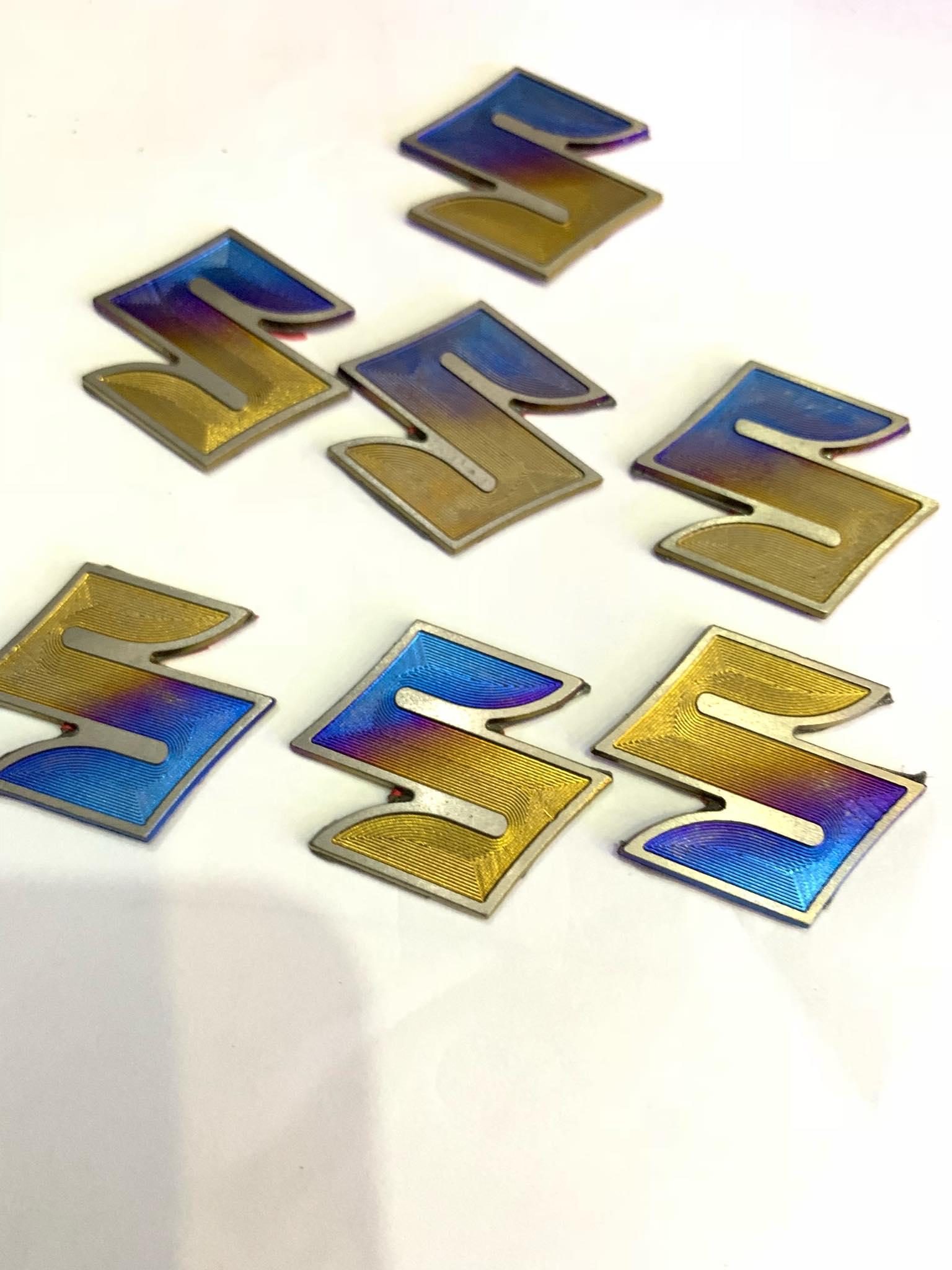 [HCM]Logo titan xe suzuki chữ S