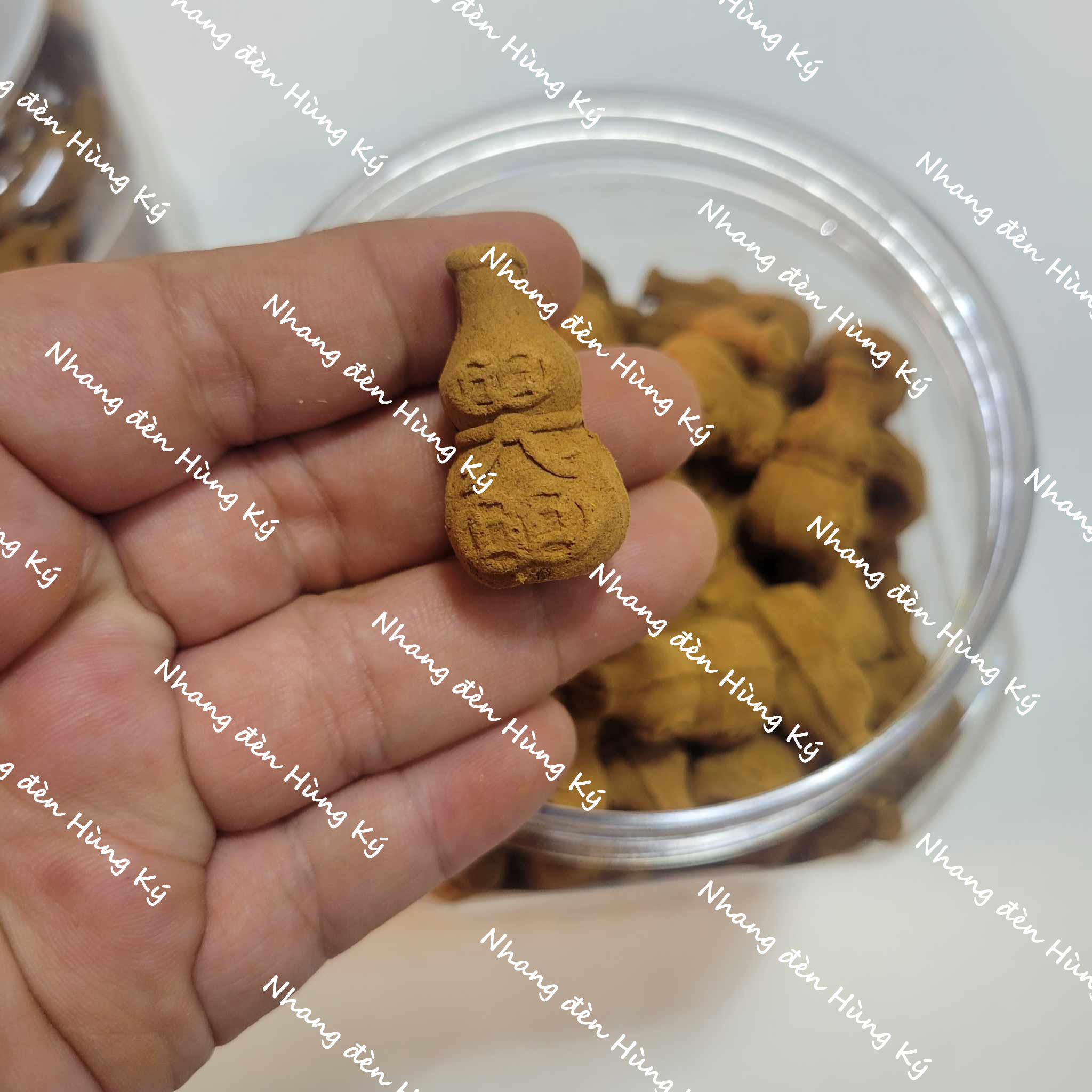Nhang trầm cục hiệu ông địa dạng hủ