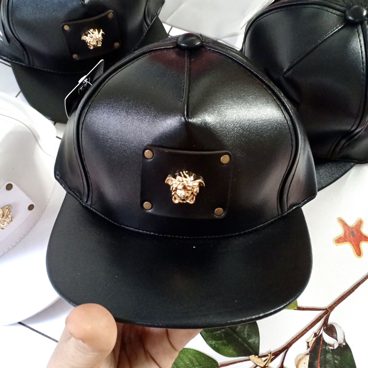 MŨ LƯỠI TRAI HIPHOP DA VES BÉ TRAI