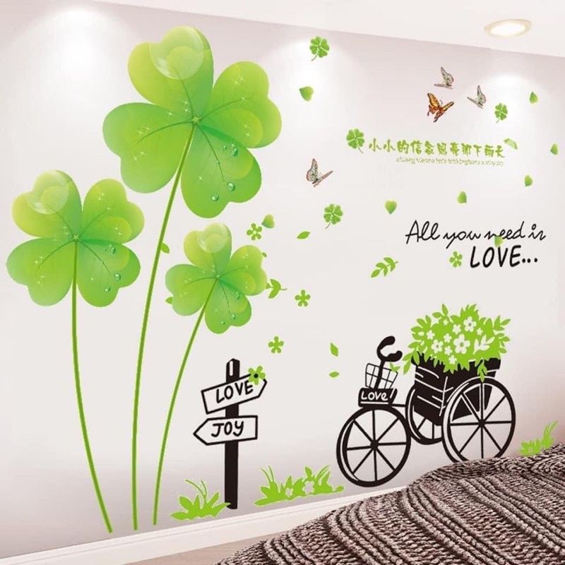 Decal dán tường, tranh dán tường xe đạp và cỏ 4 lá trang trí phòng khách
