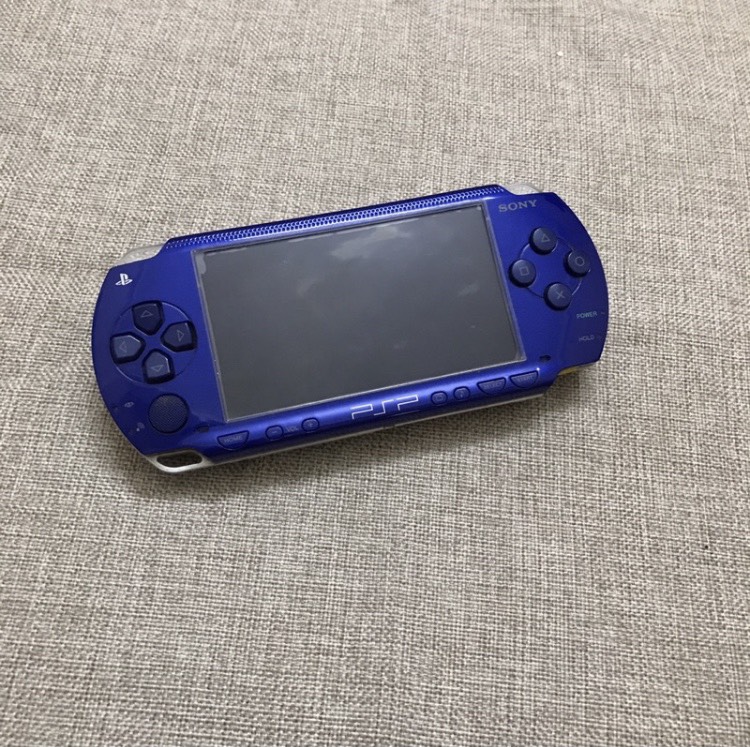 Máy Chơi Game Sony PSP 1000 ( sẫn Full Game PSP,Ps1, GBA , GBC,  Nes ,Snes, Game Boy ,...)