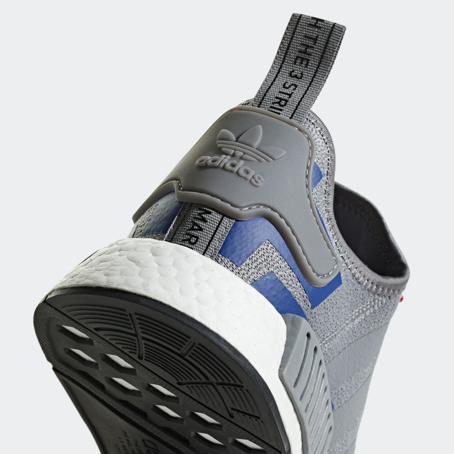 Giày thể thao Adidas NMD R1 BD7742