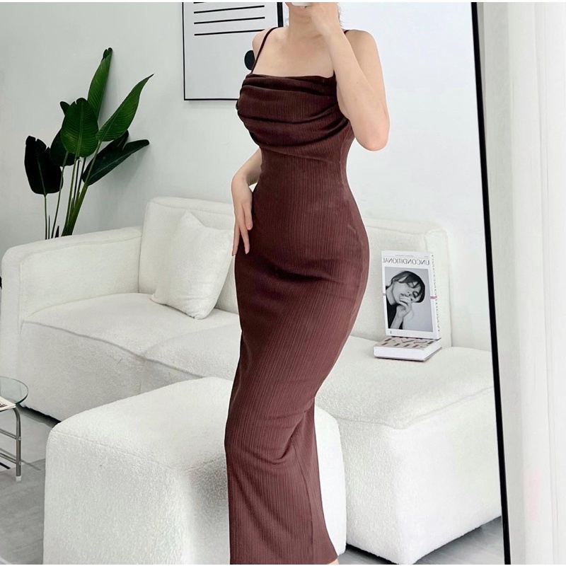 Đầm Body Maxi Cổ Đổ Thiết Kế