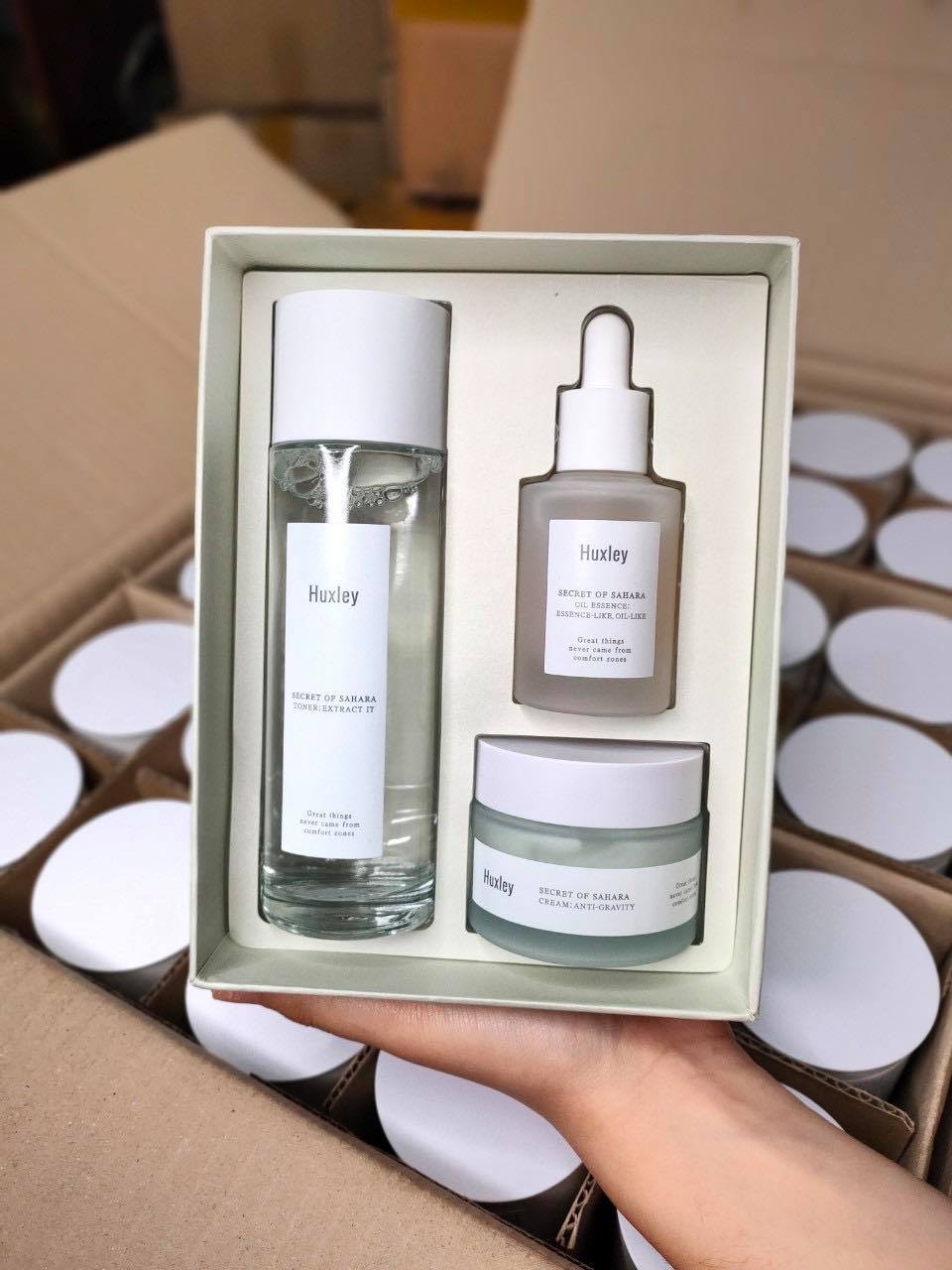 Set dưỡng da HUXLEY ( Vàng nhạt ) - Lyo Shop