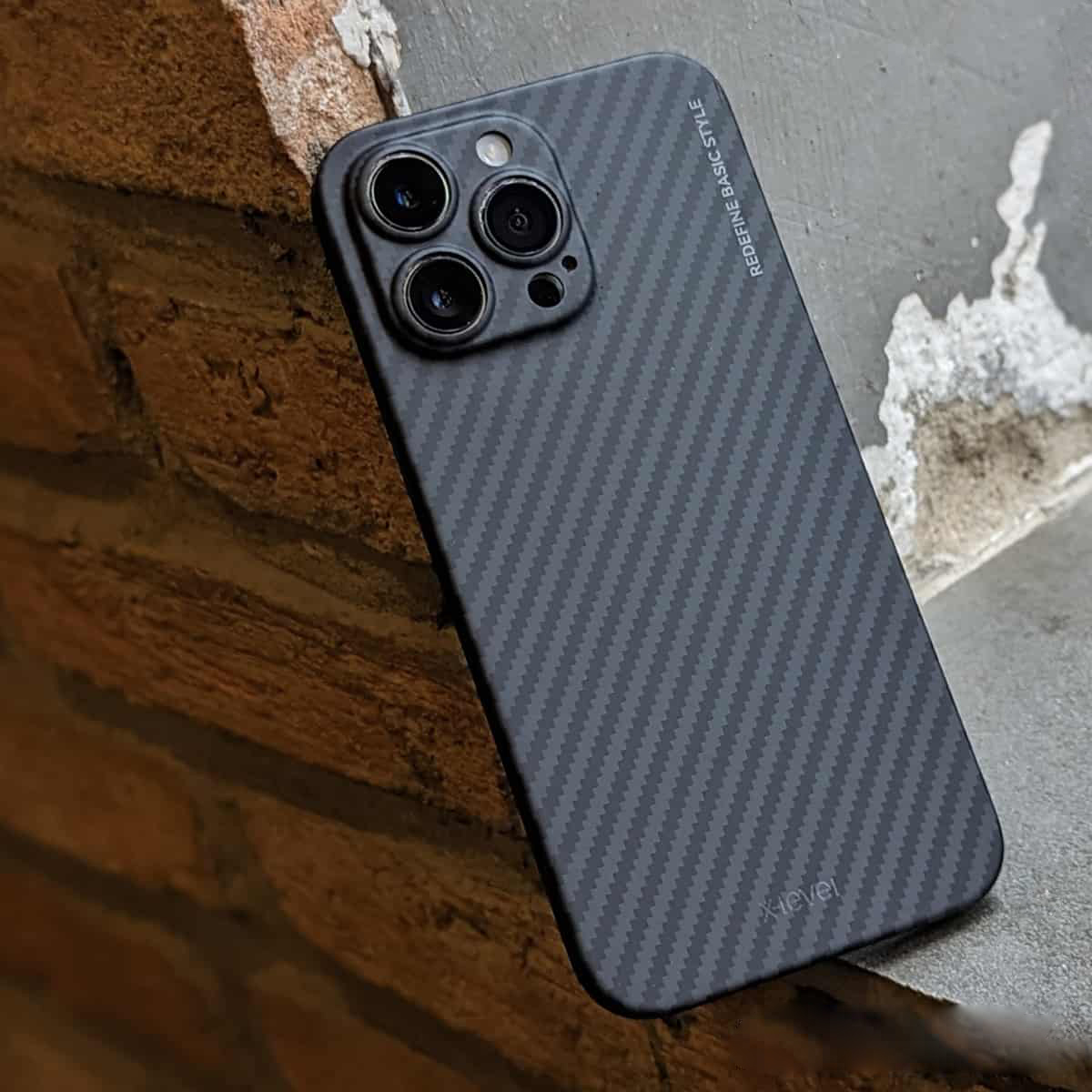 Ốp lưng iPhone 15 Pro Max/ 14 Pro Max/ 13 Pro Max siêu mỏng vân Carbon hiệu X-level