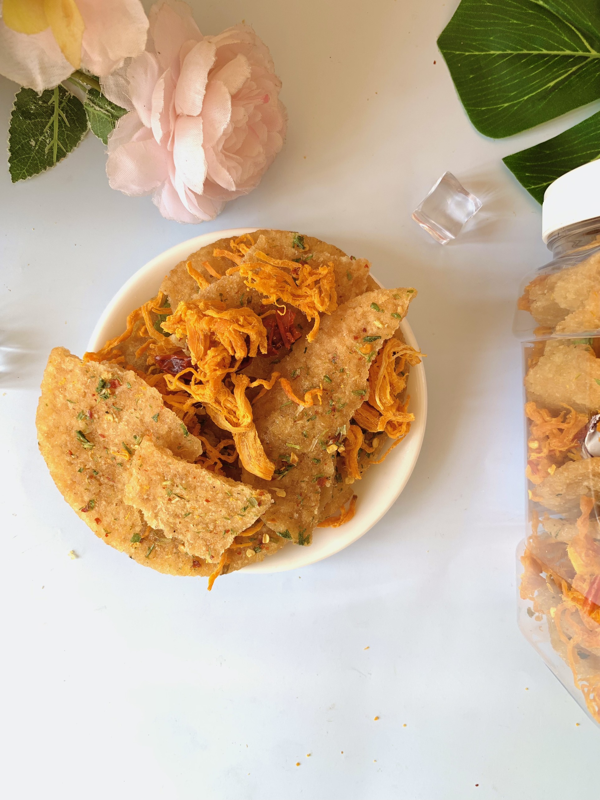 Cơm Cháy Lắc Khô Gà 500G Bò Đội Nón