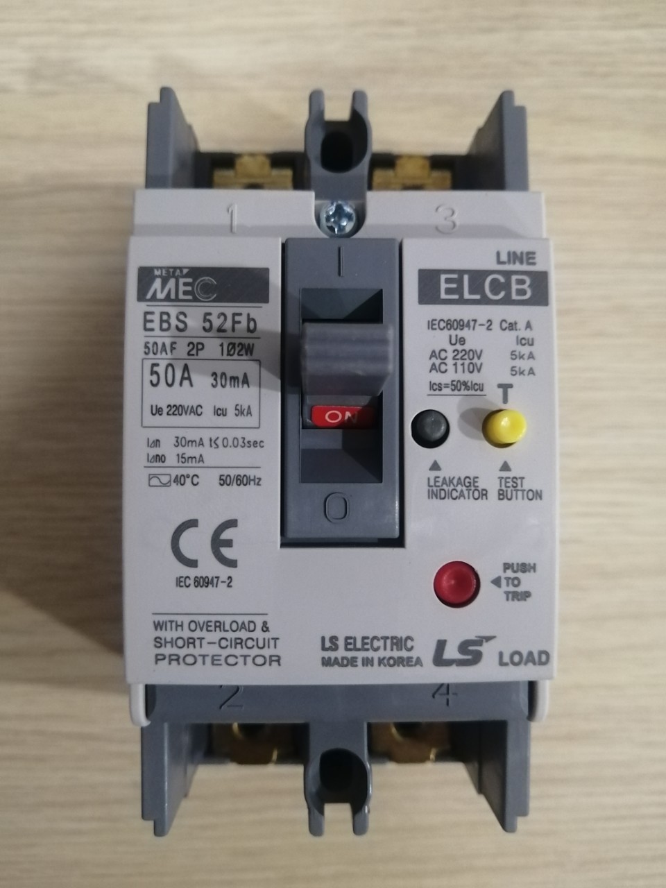 Aptomat ( cầu dao khối ) hãng LS - ELCB LS 2P 40A 5kA – EBS52Fb - CHỐNG RÒ ĐIỆN
