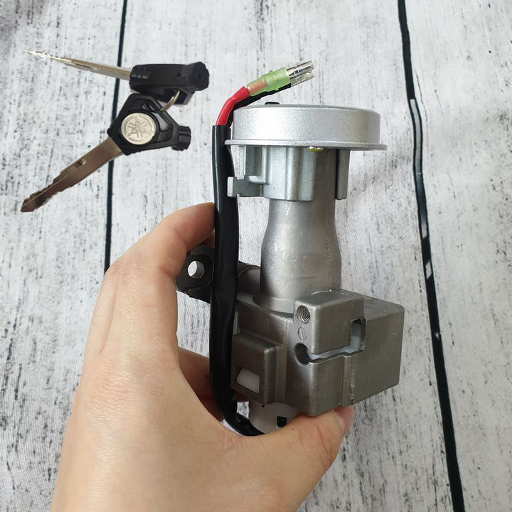 Ổ khóa xe exciter 150