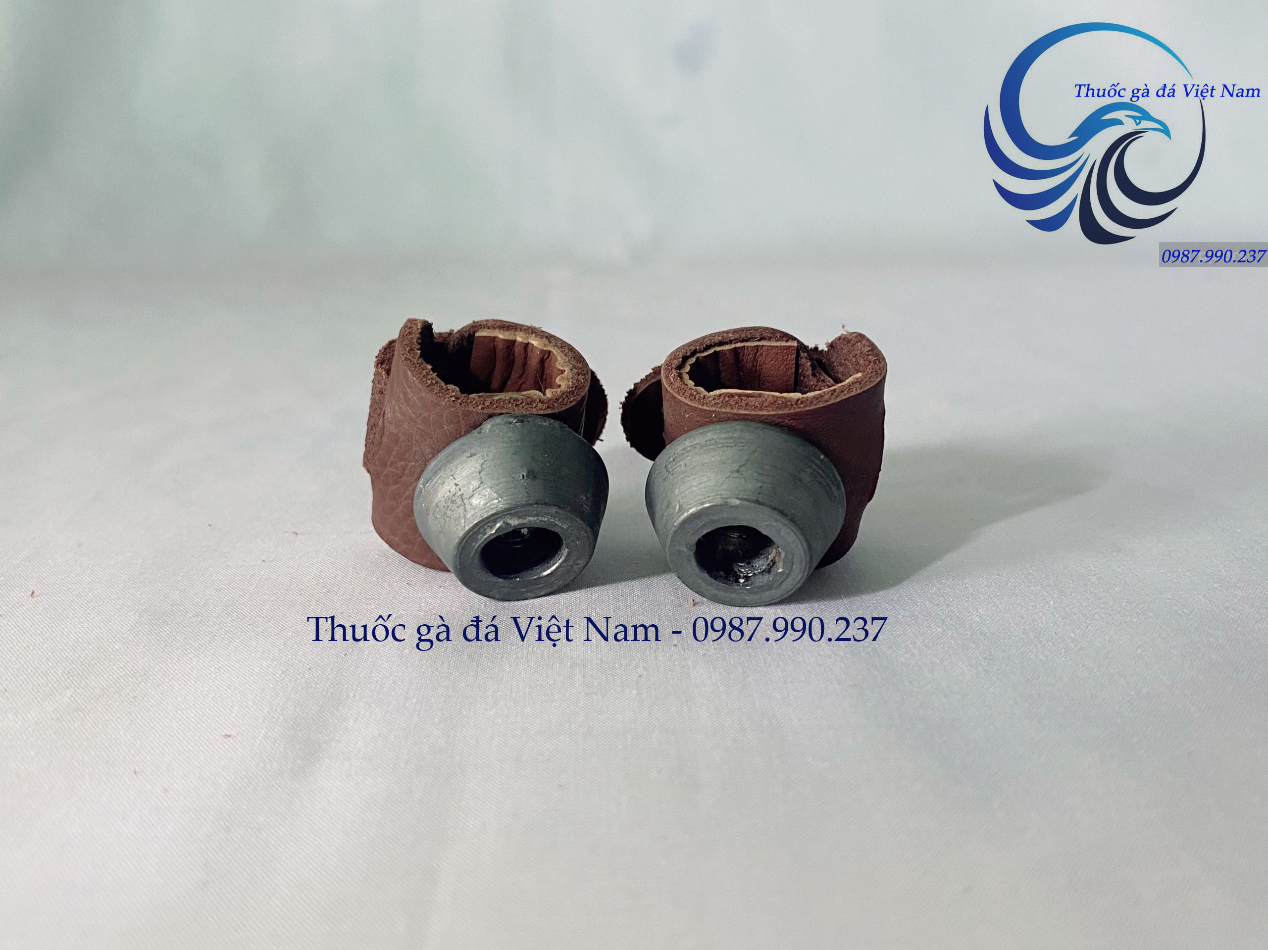 Tạ tập lực cho gà tre
