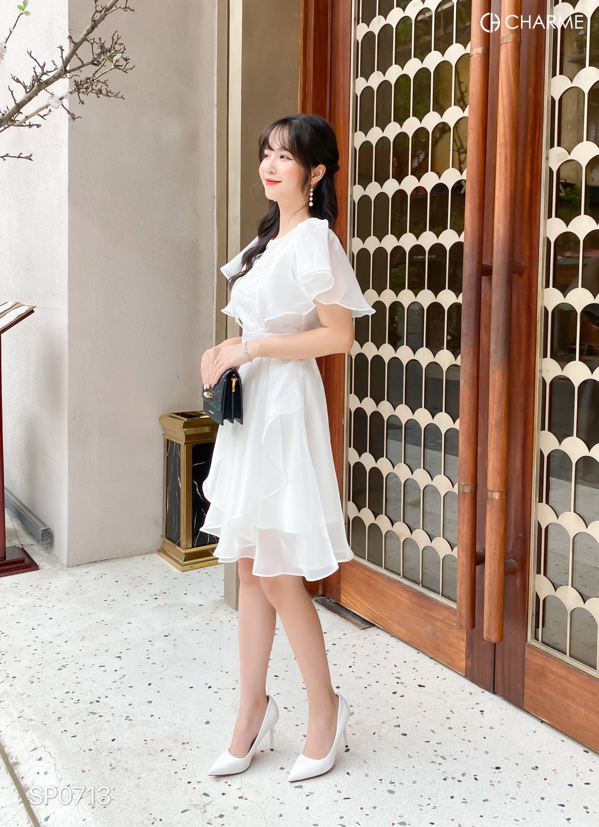 Váy thiết kế cách điệu dự tiệc, dạo phố