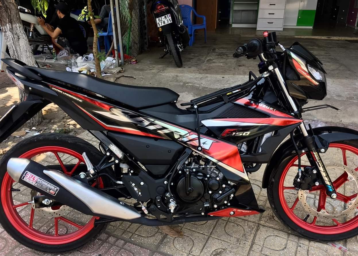 [ QUÍ KHÁCH VUI LÒNG MANG TEM RA TIỆM CHO THỢ DÁN] TEM RỜI Satria FI  Crom sáng bóng