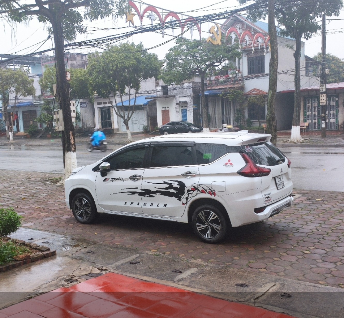 Tem độ Xpander phong cách cực ngầu