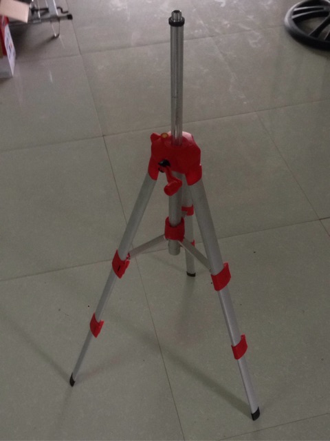 Chân Đế Đặt Các Loại Máy Cân Bằng Laser Cao 1M