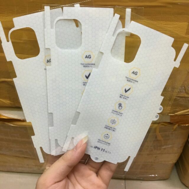 Miếng Dán Ppf Dẻo Chống Bán Vân Cho IP 11 6.1 Inch ( Mặt Lưng)
