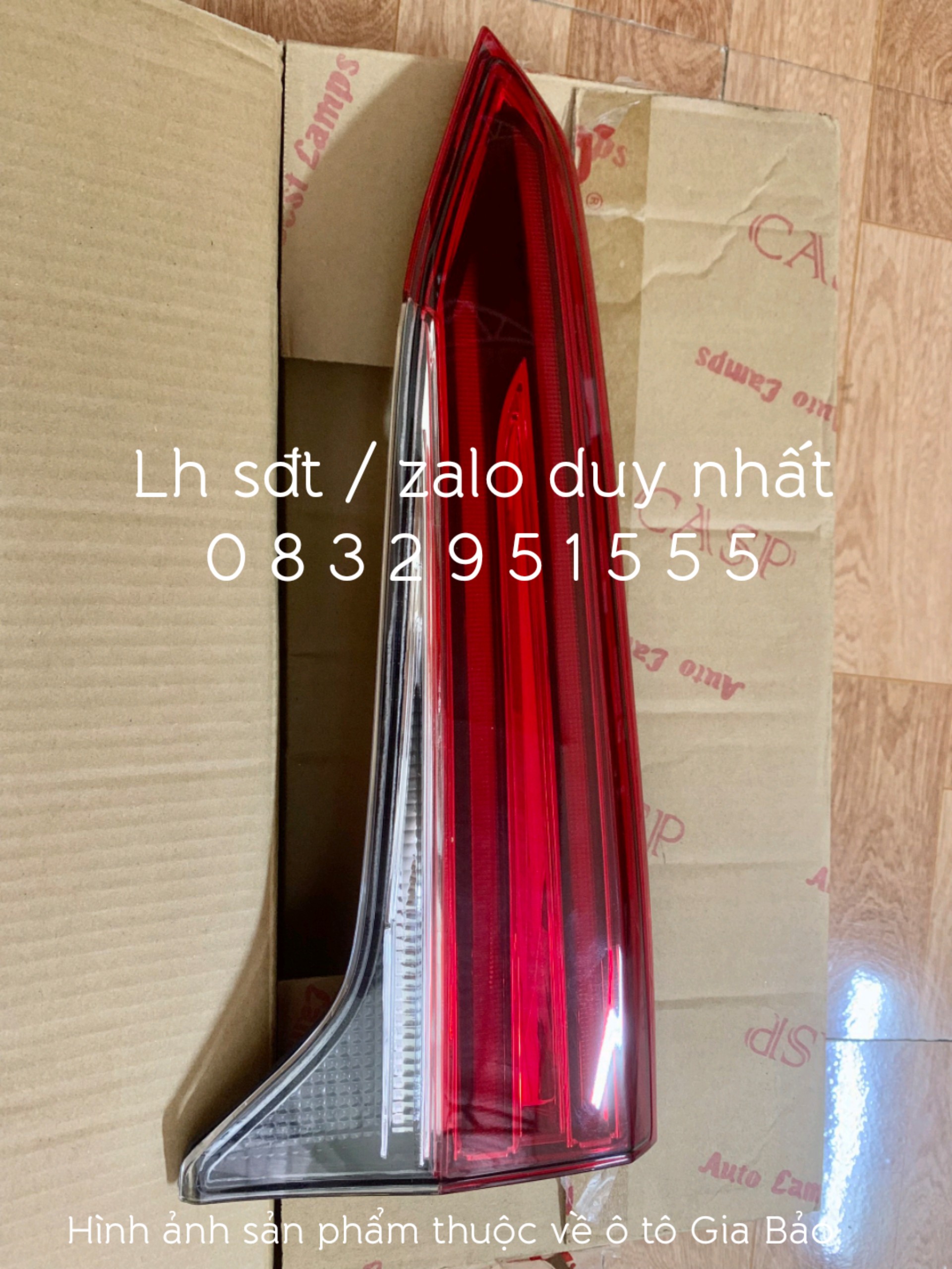 đèn cốp sau Fortuner 18