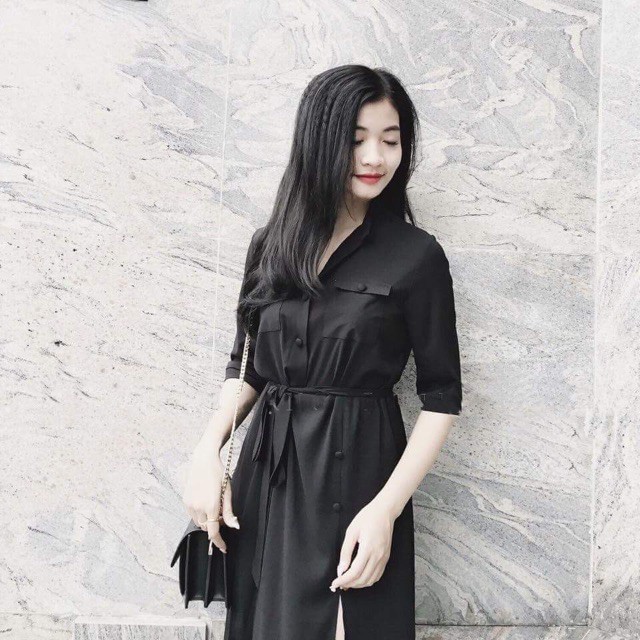 Đầm đen dài nút bọc