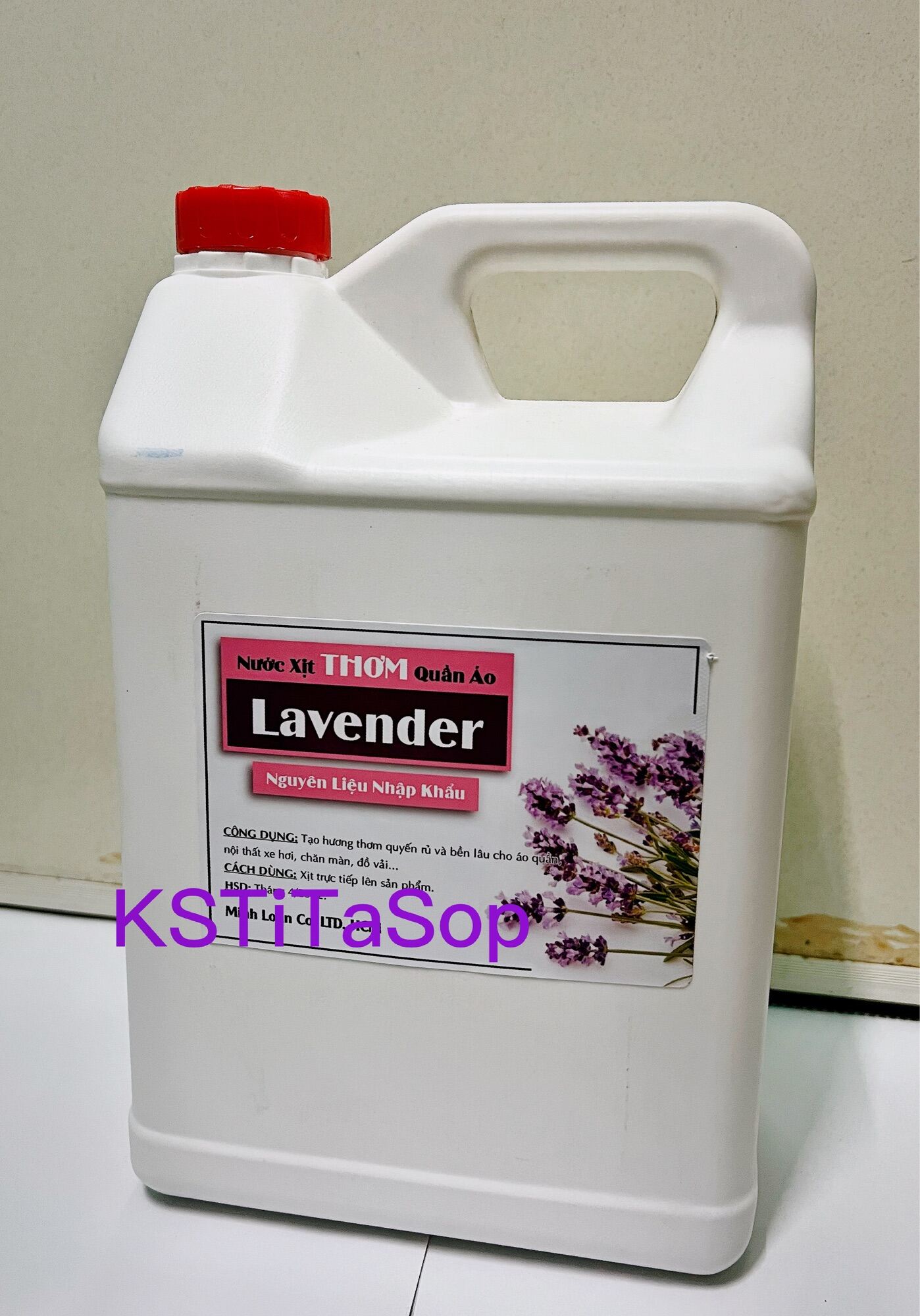 5 lit xịt thơm quần áo Lavender tặng kèm vỏ bình xịt