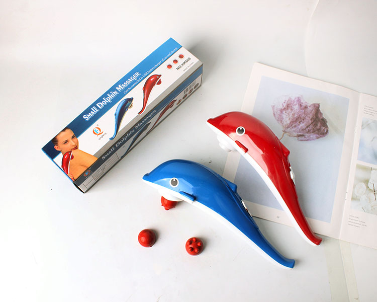 [HCM]Máy Massage Cầm Tay 3 Đầu Cá Heo Mini Dùng Pin